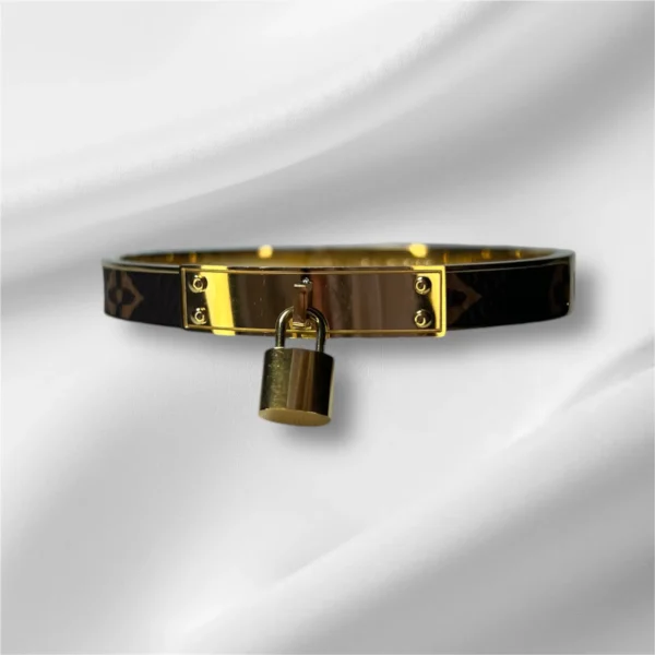 Louis Vuitton Bracelet with Lock Charm - Signature Design - Image 2